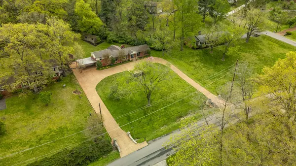 790 Rodney Dr, Nashville, TN 37205
