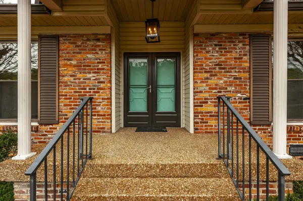 790 Rodney Dr, Nashville, TN 37205