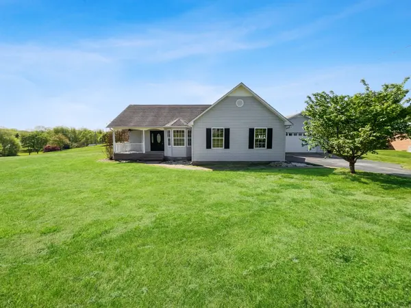 303 Red Oak Trl, Spring Hill, TN 37174