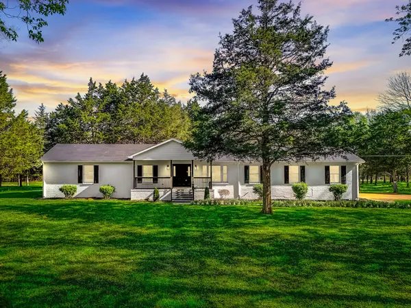 3935 Christiana Hoovers Gap Rd, Christiana, TN 37037