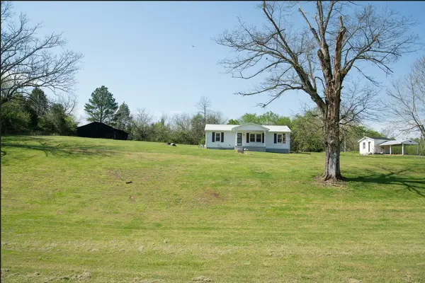 4126 Hwy 50 E, Duck River, TN 38454