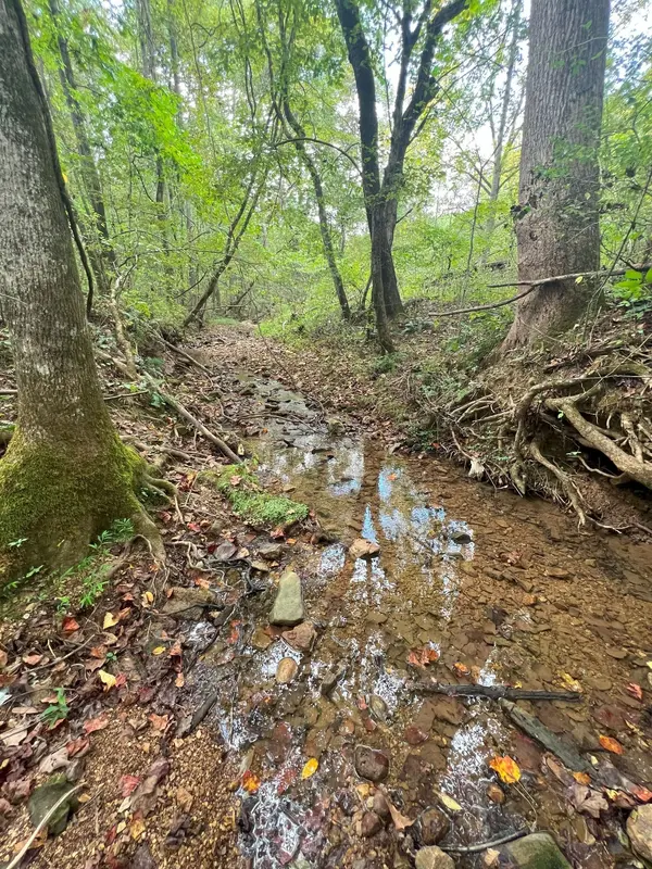 820 Lucas Rd, Dickson, TN 37055