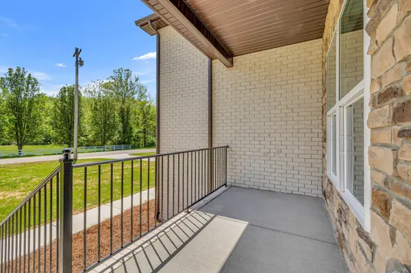 720 Rankin Rd, Castalian Springs, TN 37031