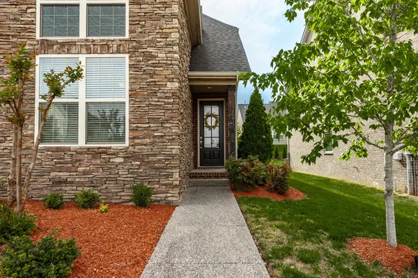 509 Lingering Way, Hendersonville, TN 37075
