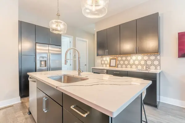 1417 Napoleon St, Nashville, TN 37207