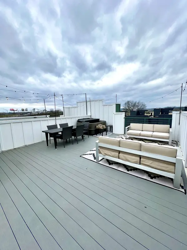 1417 Napoleon St, Nashville, TN 37207