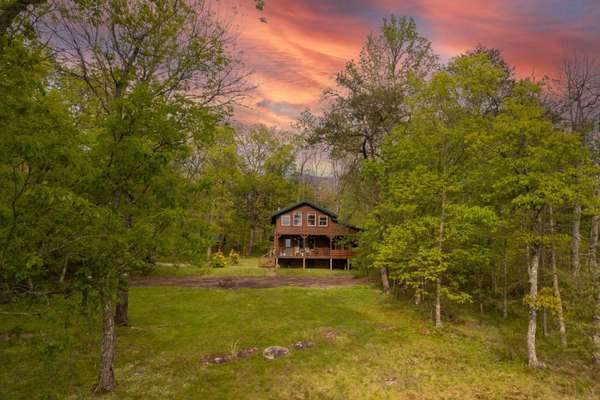 812 Indian Camp Creek Rd, Altamont, TN 37301