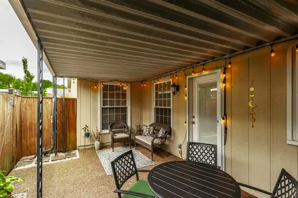 917 Todd Preis Dr, Nashville, TN 37221