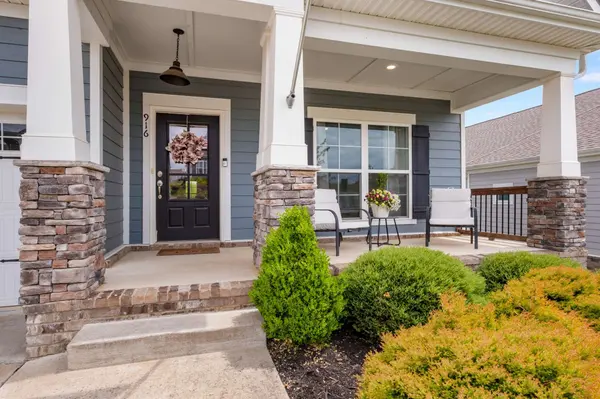 916 Carraway Ln, Spring Hill, TN 37174