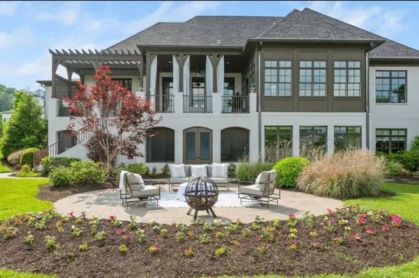 7222 Shagbark Ln, College Grove, TN 37046