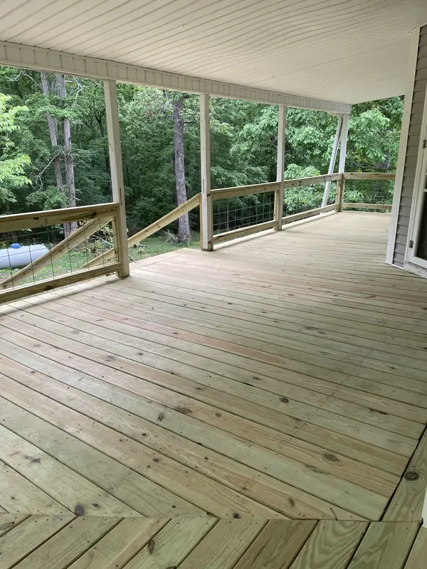131 Locker Rd, Summertown, TN 38483