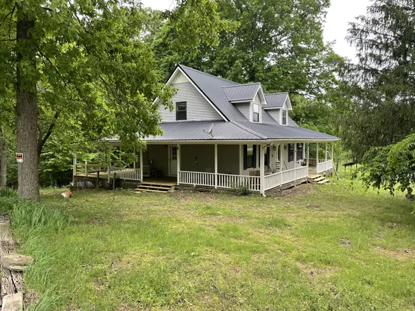 131 Locker Rd, Summertown, TN 38483