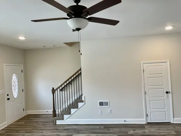 500 Peachers Mill Road, Clarksville, TN 37042