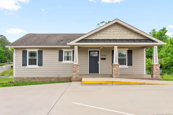 1662 Golf Club Ln, Clarksville, TN 37043
