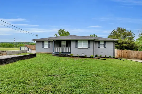 171 Meadow Dr, Gordonsville, TN 38563