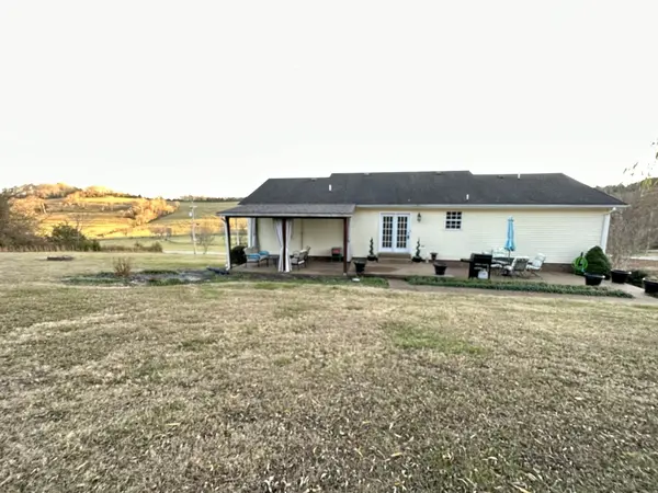 136 Hickman Hwy, Hickman, TN 38567