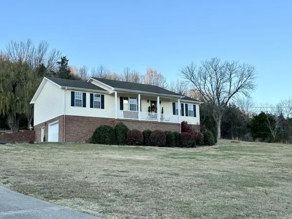 136 Hickman Hwy, Hickman, TN 38567