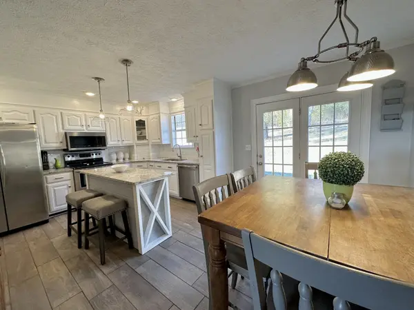 136 Hickman Hwy Hickman, TN 38567