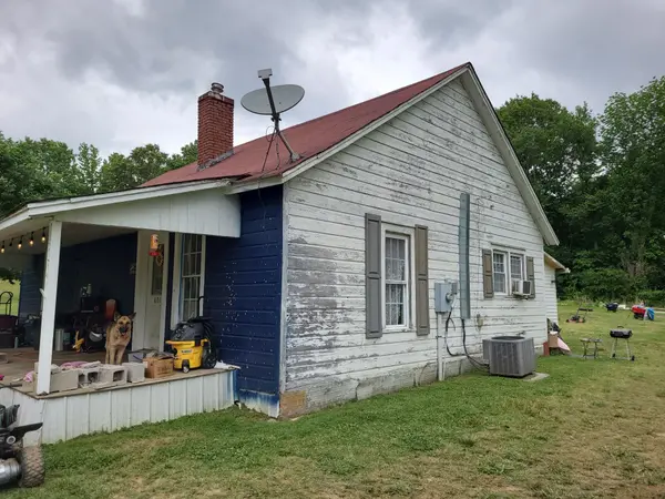 601 Trezevant Rd, Atwood, TN 38220