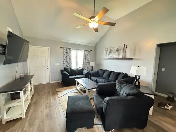 52 Mimosa Dr, Decherd, TN 37324