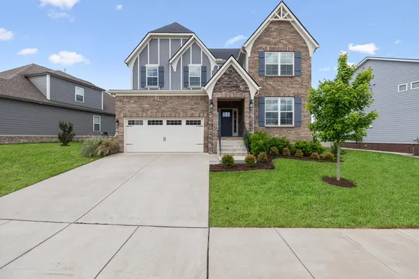 529 Crutcher Ct, Spring Hill, TN 37174