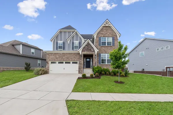 529 Crutcher Ct, Spring Hill, TN 37174