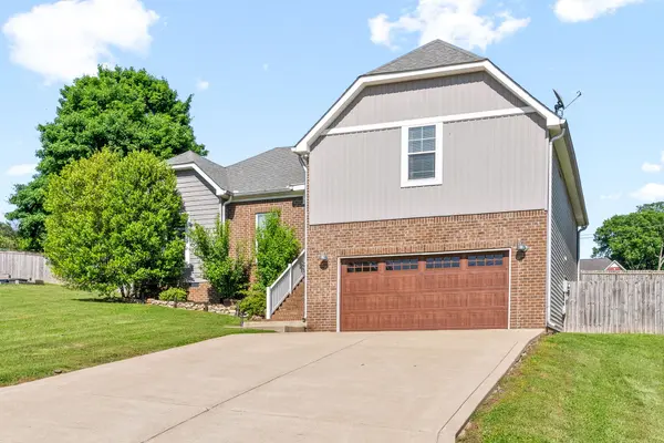 604 McCoy Ln, Columbia, TN 38401