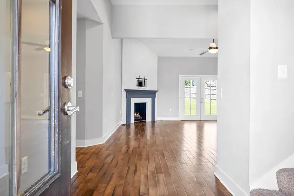 604 McCoy Ln, Columbia, TN 38401