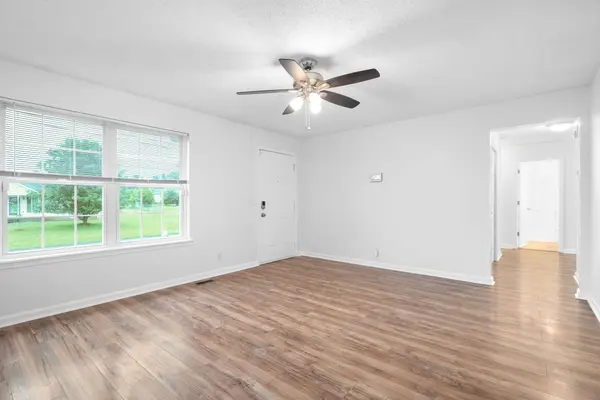 316 Hunter Owens Ct, Oak Grove, KY 42262