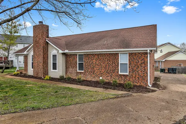 3105 Country Lawn Dr, Antioch, TN 37013