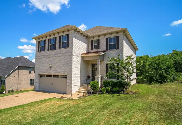 127 Ervin St, Hendersonville, TN 37075