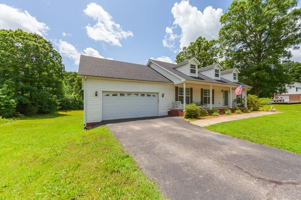 693 Post Oak Rd, Camden, TN 38320
