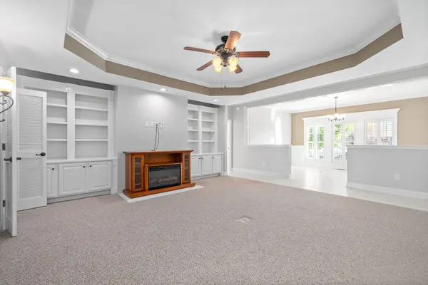 1853 Madison St #14, Clarksville, TN 37043