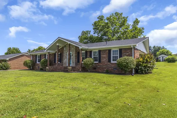 242 Dixon Springs Hwy, Carthage, TN 37030