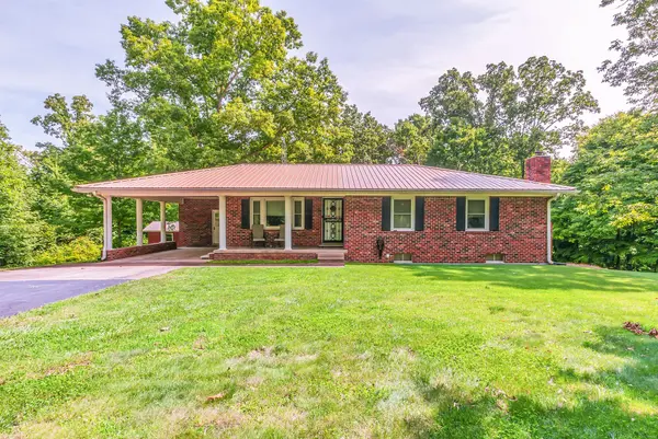 2383 Buffalo Rd, Hohenwald, TN 38462