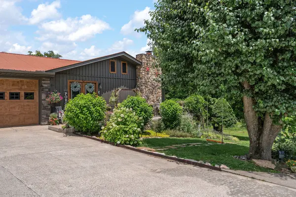 180 Hodges Ferry Rd, Sparta, TN 38583