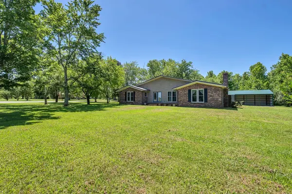 38 Tingle Trapp Rd, Lawrenceburg, TN 38464