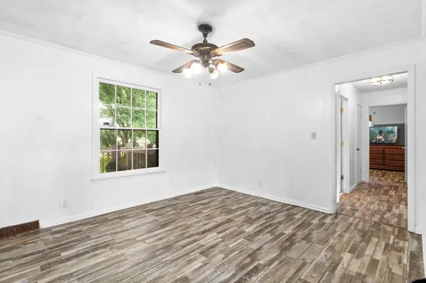3106 E Old Ashland City Rd, Clarksville, TN 37043