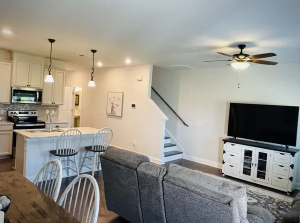 543 Stovall Ln, Columbia, TN 38401