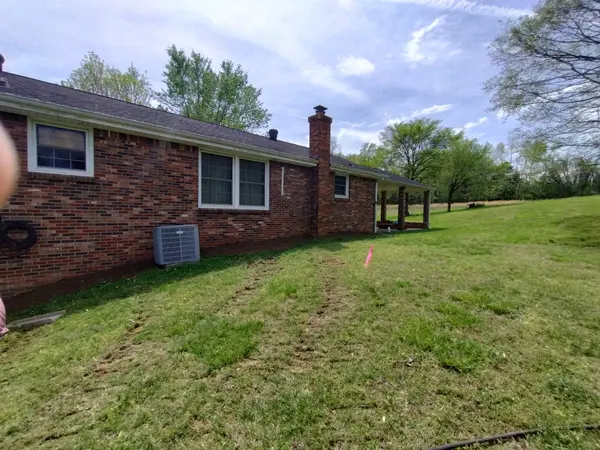 625 Gossett Rd, Ashland City, TN 37015