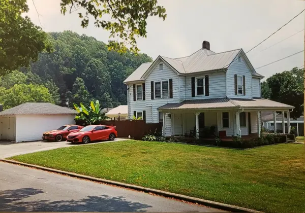 242 N Willow Ave, Erwin, TN 37650