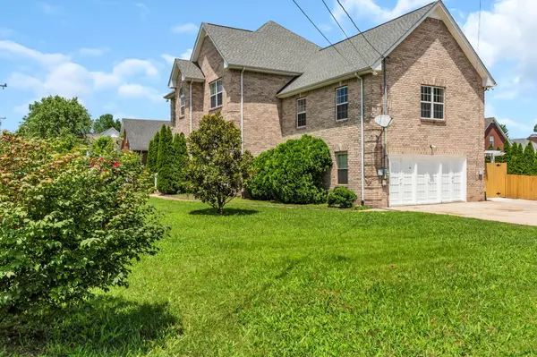 6032 Inglenook Dr, Smyrna, TN 37167