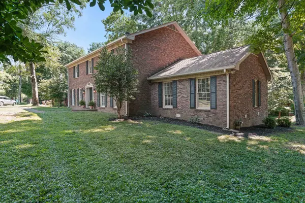110 High Point Anchorage, Hendersonville, TN 37075