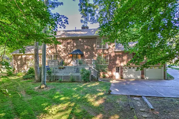 110 High Point Anchorage, Hendersonville, TN 37075