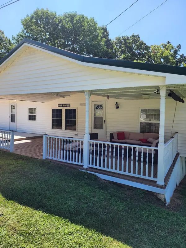 829 Brownfield Rd, Dover, TN 37058