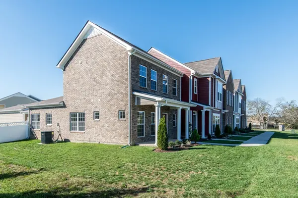 301 Dursley Ln, Spring Hill, TN 37174