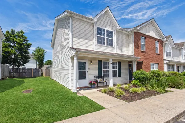 416 Arapaho Dr, Murfreesboro, TN 37128