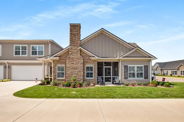 2530 Stonecenter Ln, Murfreesboro, TN 37128