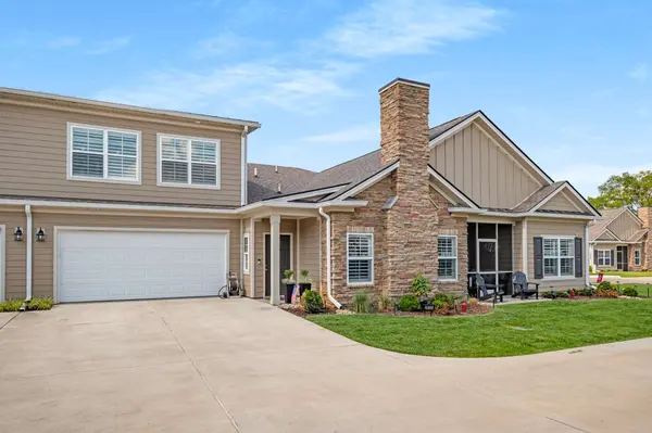 2530 Stonecenter Ln, Murfreesboro, TN 37128