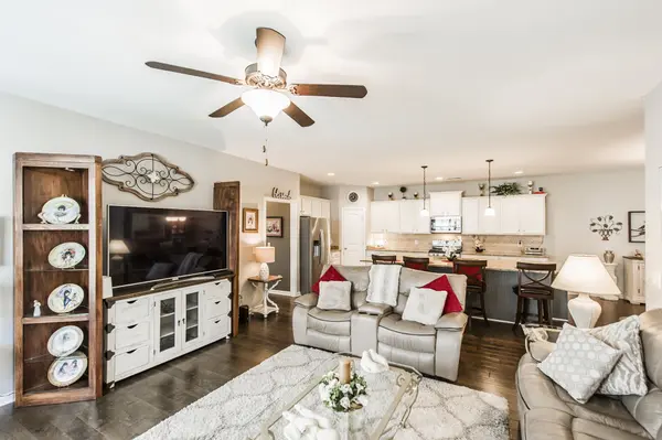 1134 S McMahan Dr, Gallatin, TN 37066